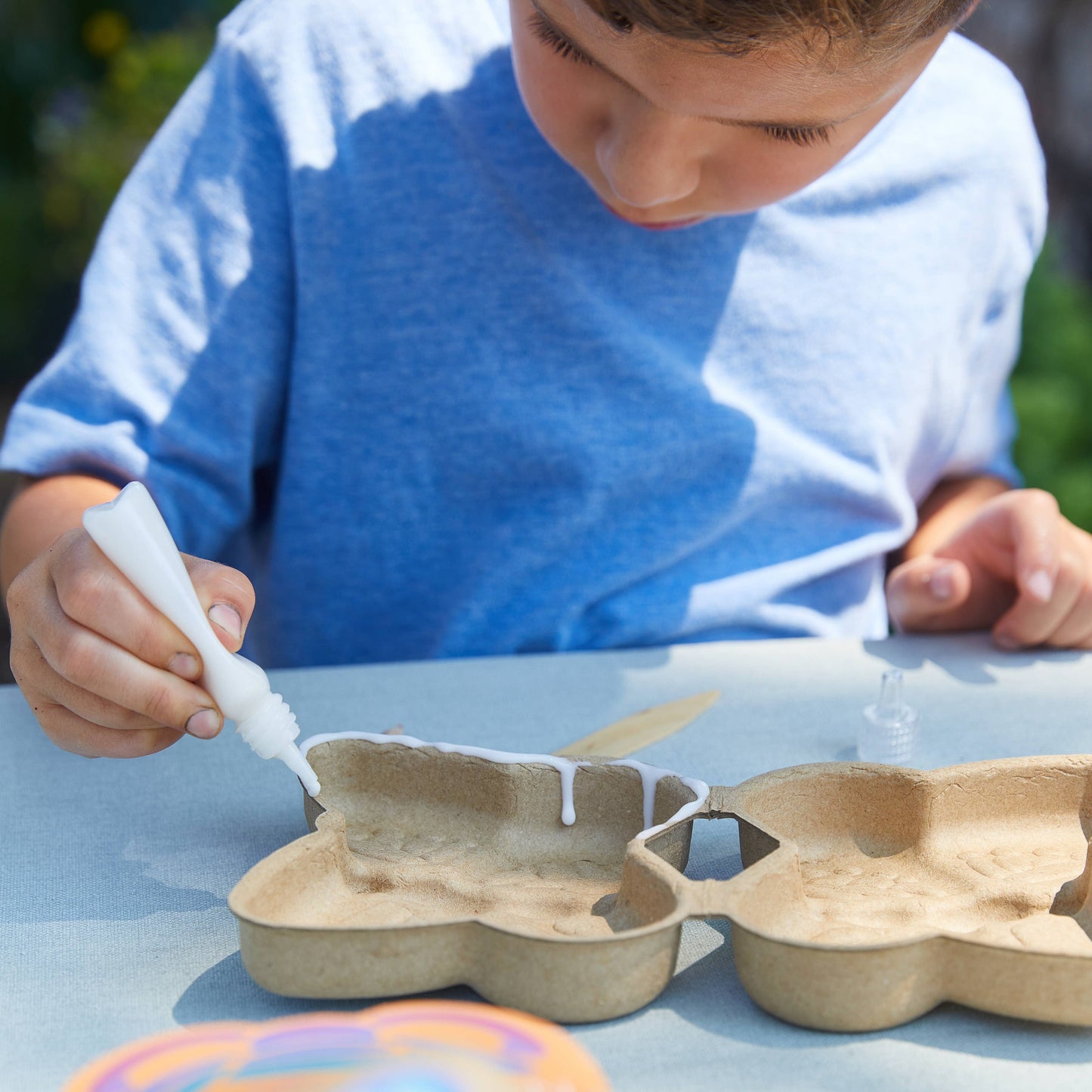 Curious Critters Activity Kit: Bee